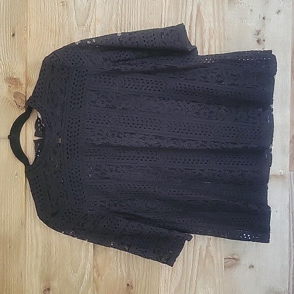Loft Black Lace Elbow Sleeve Top Size Small - Picture 1 of 6